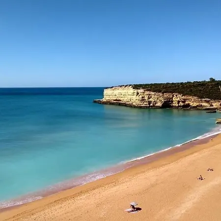 Sunshine Holidays * Porches (Algarve)